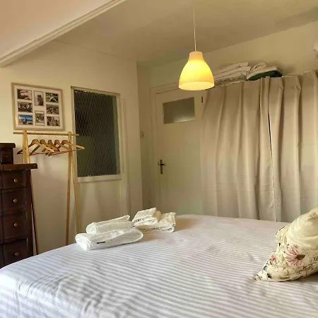 Steps To The Harbour, Steps To The Beach! Haga