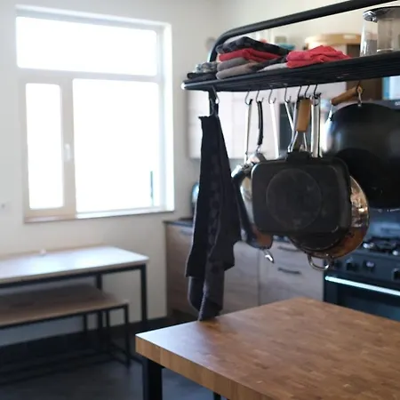 Apartman Steps To The Harbour, Steps To The Beach!