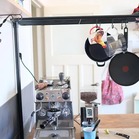 Steps To The Harbour, Steps To The Beach! Hága