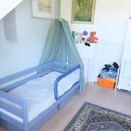 Apartman Steps To The Harbour, Steps To The Beach! *