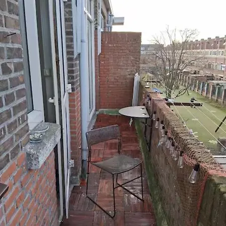 Steps To The Harbour, Steps To The Beach! Hága