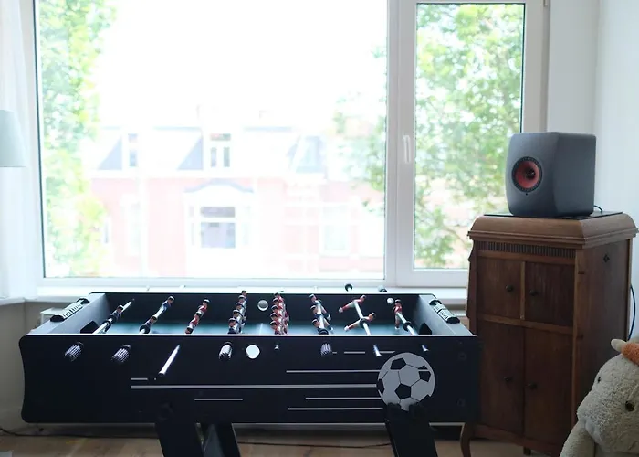 Steps To The Harbour, Steps To The Beach! * Haga