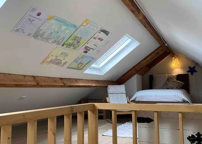 Apartament Steps To The Harbour, Steps To The Beach! Haga