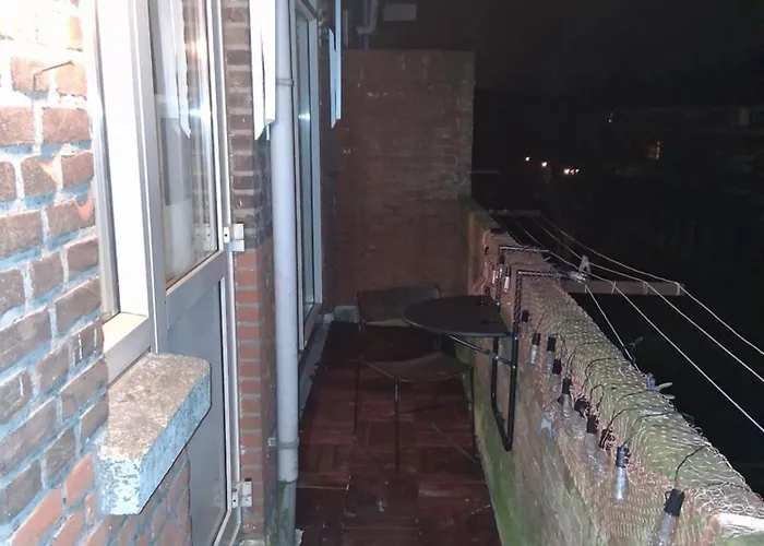 Apartament Steps To The Harbour, Steps To The Beach! Haga