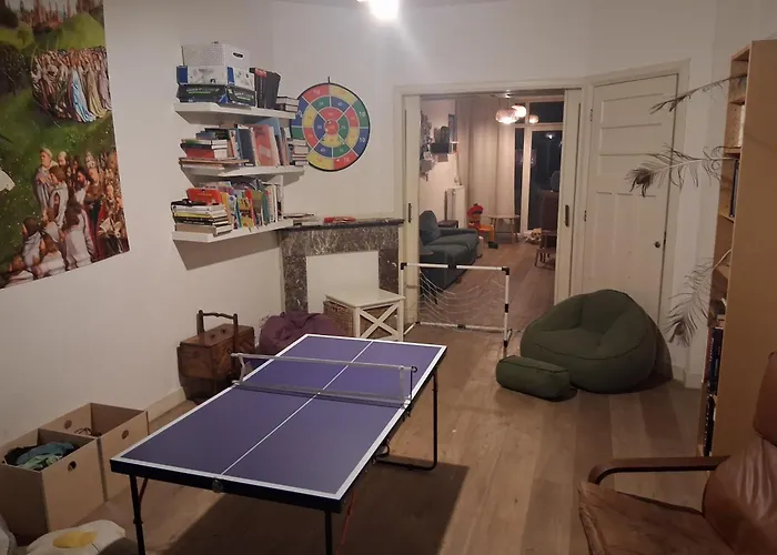 Steps To The Harbour, Steps To The Beach!