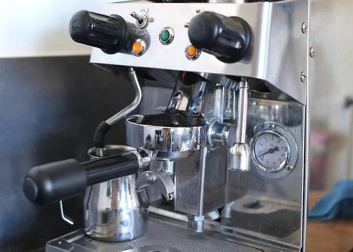 Apartament Steps To The Harbour, Steps To The Beach! *