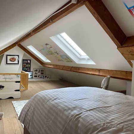 Steps To The Harbour, Steps To The Beach! Apartman