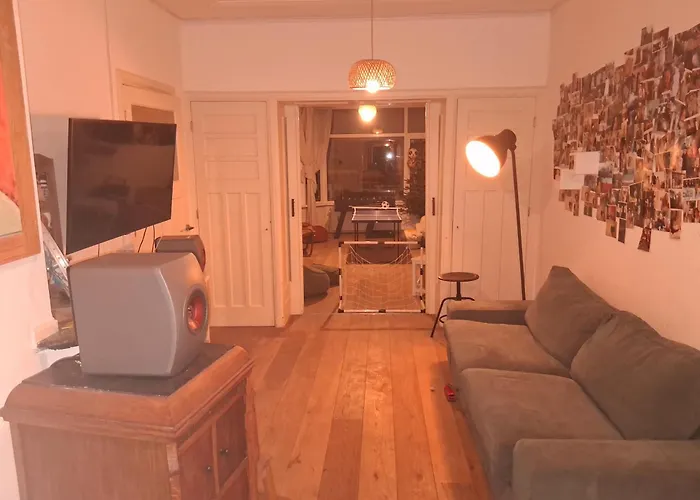 Steps To The Harbour, Steps To The Beach! Apartman Hága